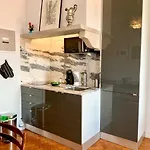 Out Roma Apartman